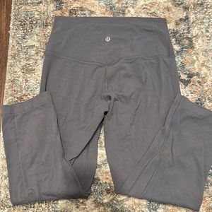 Lululemon cropped grey Align leggings - Sz 6